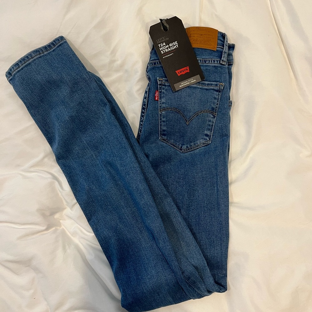 NWT Levi’s 724 High-Rise Straight Jeans Sculpt Size 24